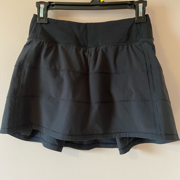 Lululemon Pace Rival Skort sz 2 - Picture 2 of 3